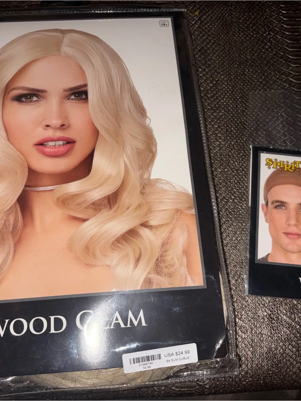 Hollywood Glam Blonde Women's Wig - Soft Cream Blonde and wig cap brand new